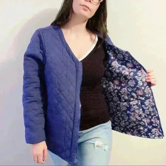 Reversible navy quilted floral jacket - Picture 5 of 7